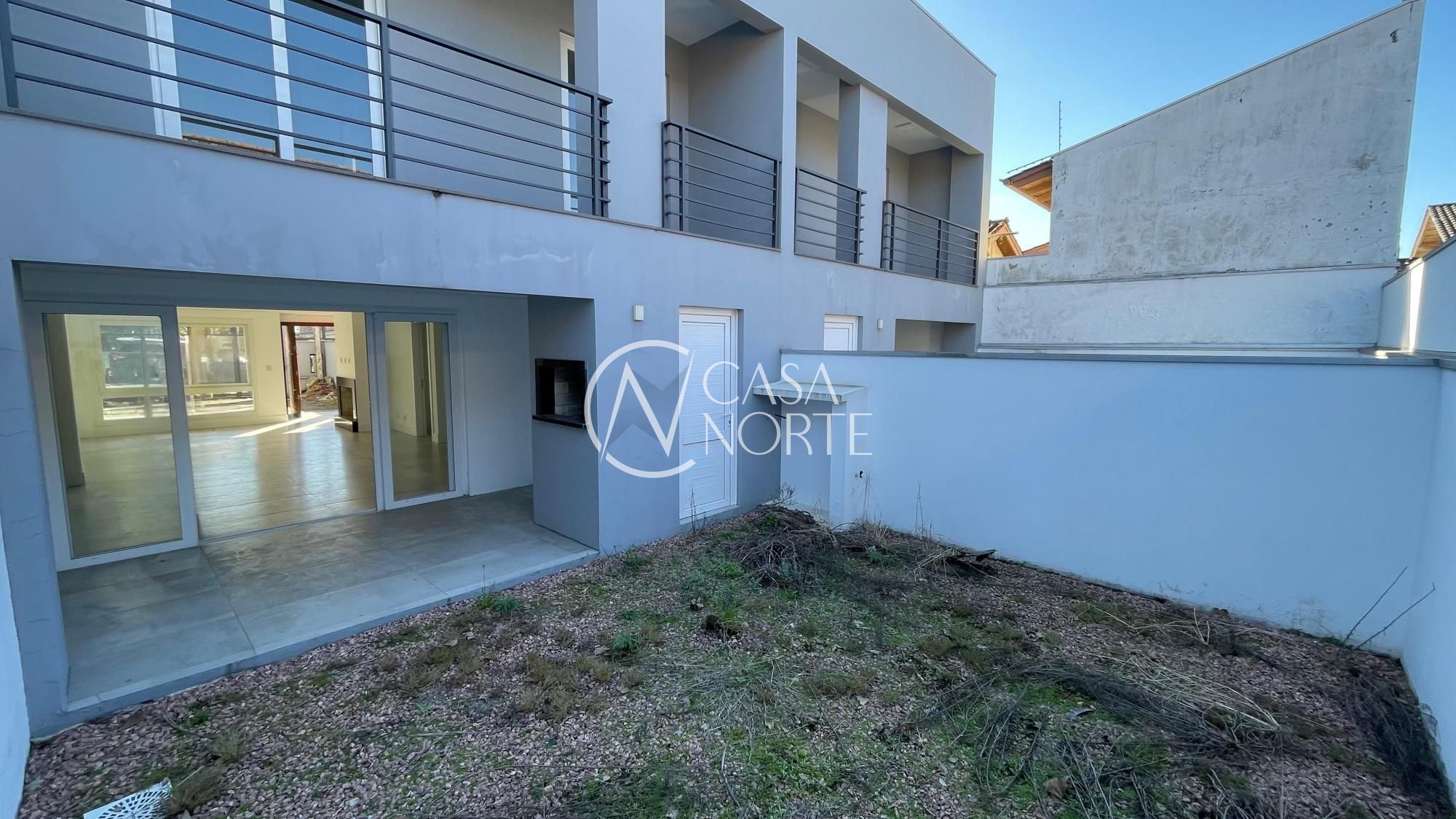 Casa à venda com 3 quartos, 160m², 1 suíte, 3 vagas, Rua Franciscalo no bairro Jardim Planalto em Porto Alegre