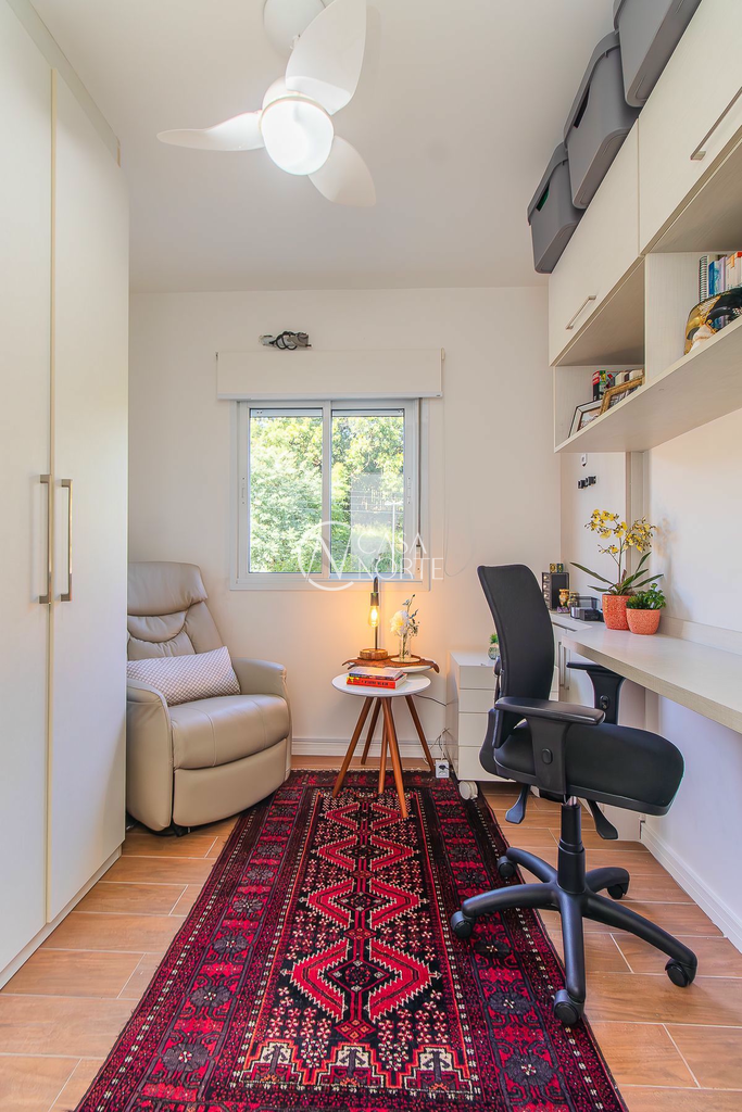 Apartamento à venda com 2 quartos, 50m², 1 vaga, Florianópolis no bairro Azenha em Porto Alegre