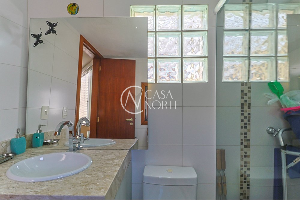 Cobertura à venda com 3 quartos, 150m², 2 suítes, 2 vagas, Perpétua Téles no bairro Petrópolis em Porto Alegre