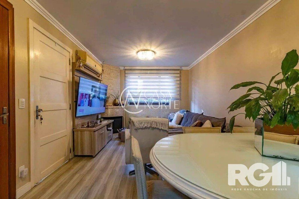 Casa de Condomínio à venda com 3 quartos, 85m², 1 suíte, 1 vaga, Rua Tenente Ary Tarrago no bairro Jardim Itu em Porto Alegre