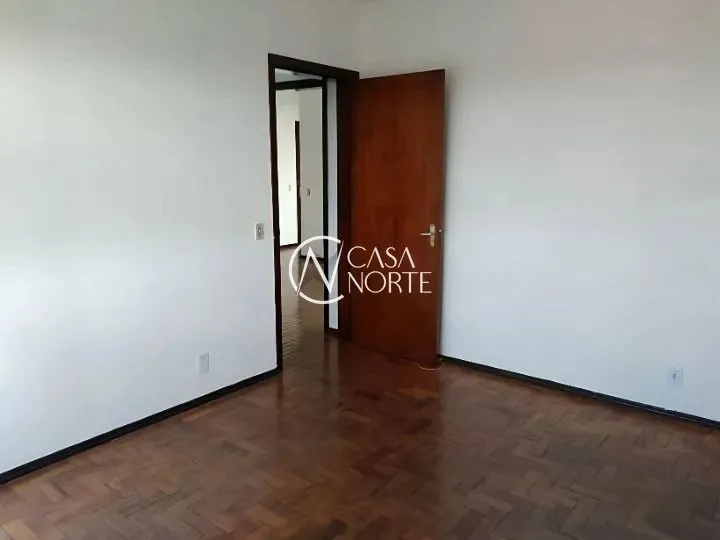 Apartamento à venda com 1 quarto, 56m², Avenida do Forte no bairro Vila Ipiranga em Porto Alegre