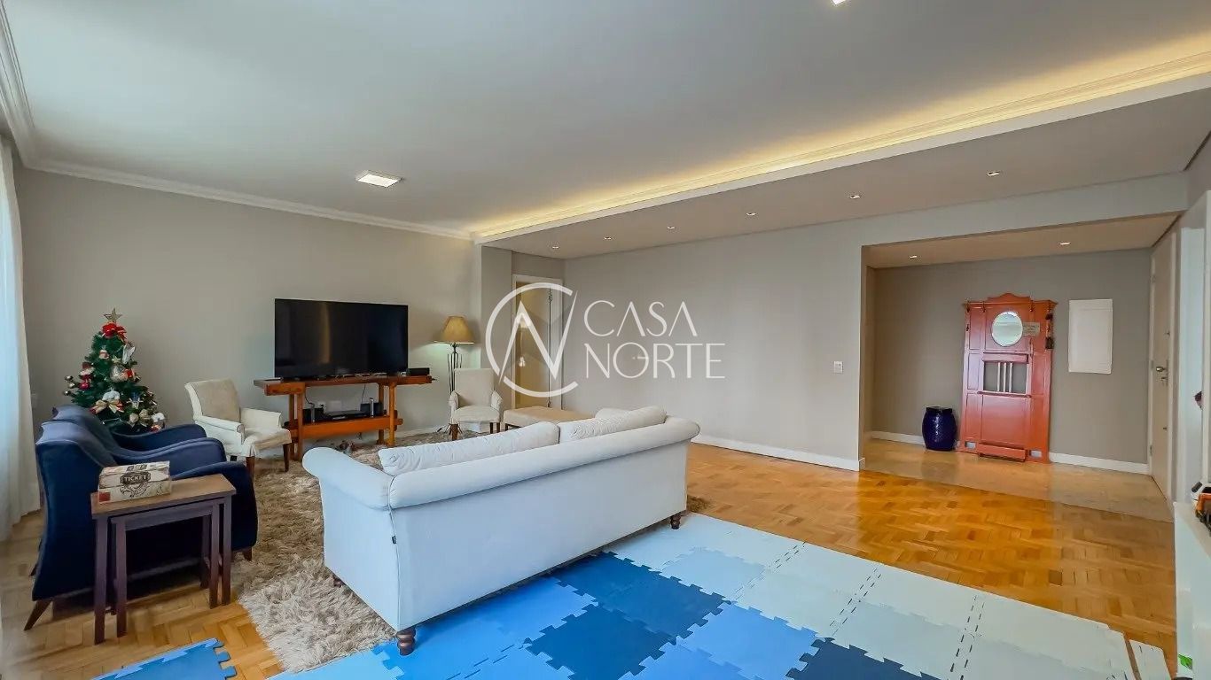 Apartamento à venda com 3 quartos, 169m², 2 suítes, 1 vaga, Rua Garibaldi no bairro Independência em Porto Alegre