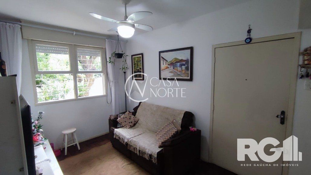 Apartamento à venda com 2 quartos, 48m², 1 vaga, Rua Zeferino Dias no bairro Sarandi em Porto Alegre