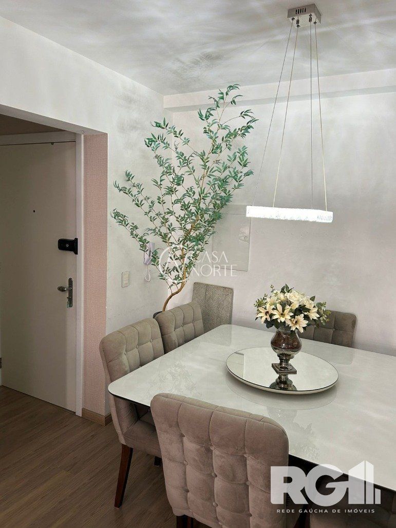 Apartamento à venda com 3 quartos, 81m², 1 suíte, 2 vagas, Rua Jerônymo Zelmanovitz no bairro Jardim Lindóia em Porto Alegre