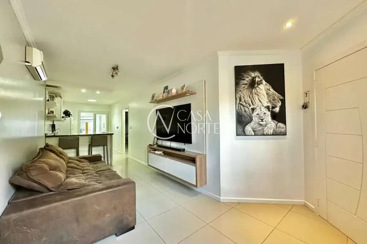 Casa de Condomínio à venda com 3 quartos, 112m², 1 suíte, 2 vagas, Rua Arahy Borges Ortiz no bairro Mário Quintana em Porto Alegre