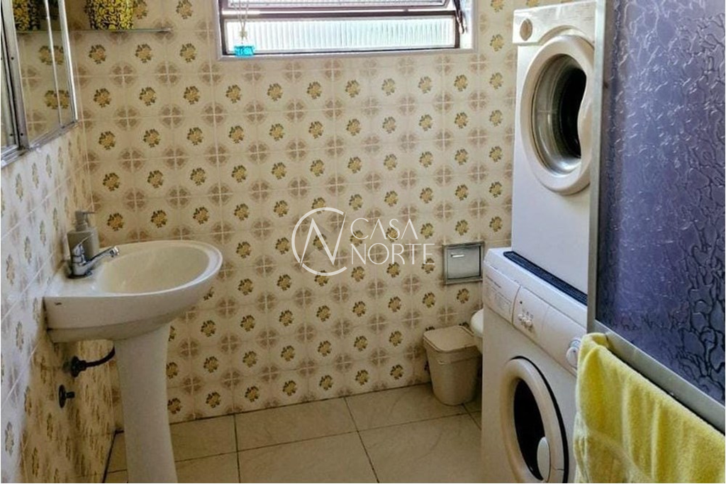 Casa à venda com 4 quartos, 179m², 1 suíte, 3 vagas, Aneron Corrêa de Oliveira no bairro Jardim do Salso em Porto Alegre