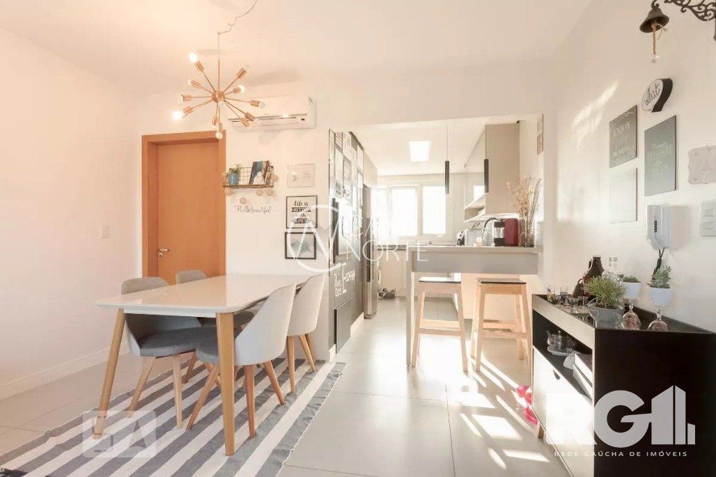 Apartamento à venda com 2 quartos, 64m², 1 suíte, 2 vagas, Rua Vinte e Quatro de Agosto no bairro Jardim Sabará em Porto Alegre
