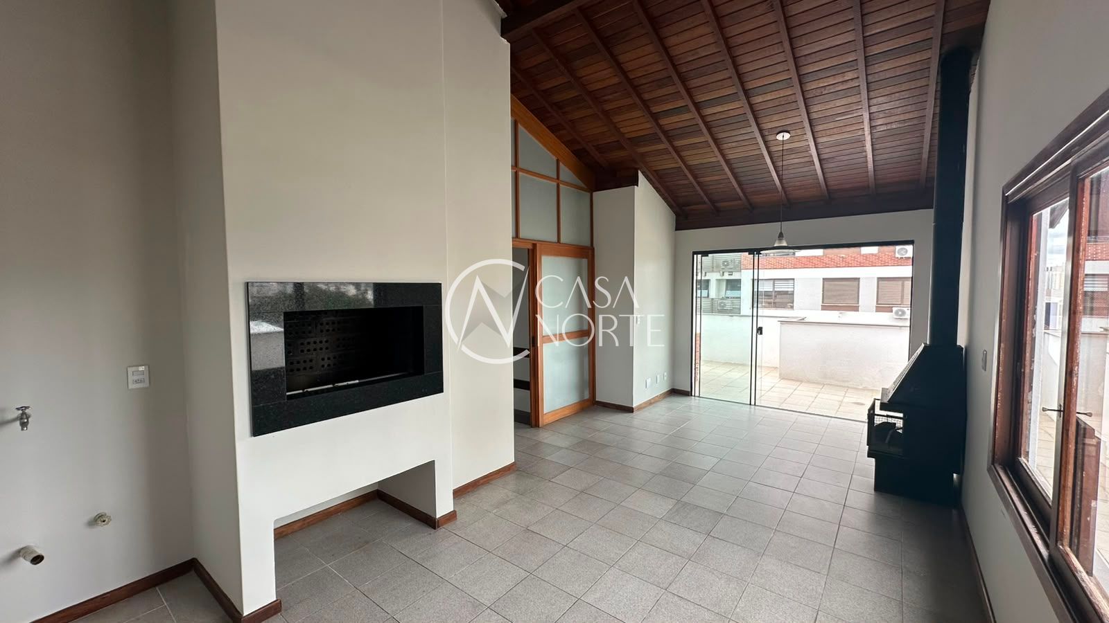 Cobertura à venda com 3 quartos, 225m², 1 suíte, 1 vaga, Rua Fernando Cortez no bairro Cristo Redentor em Porto Alegre