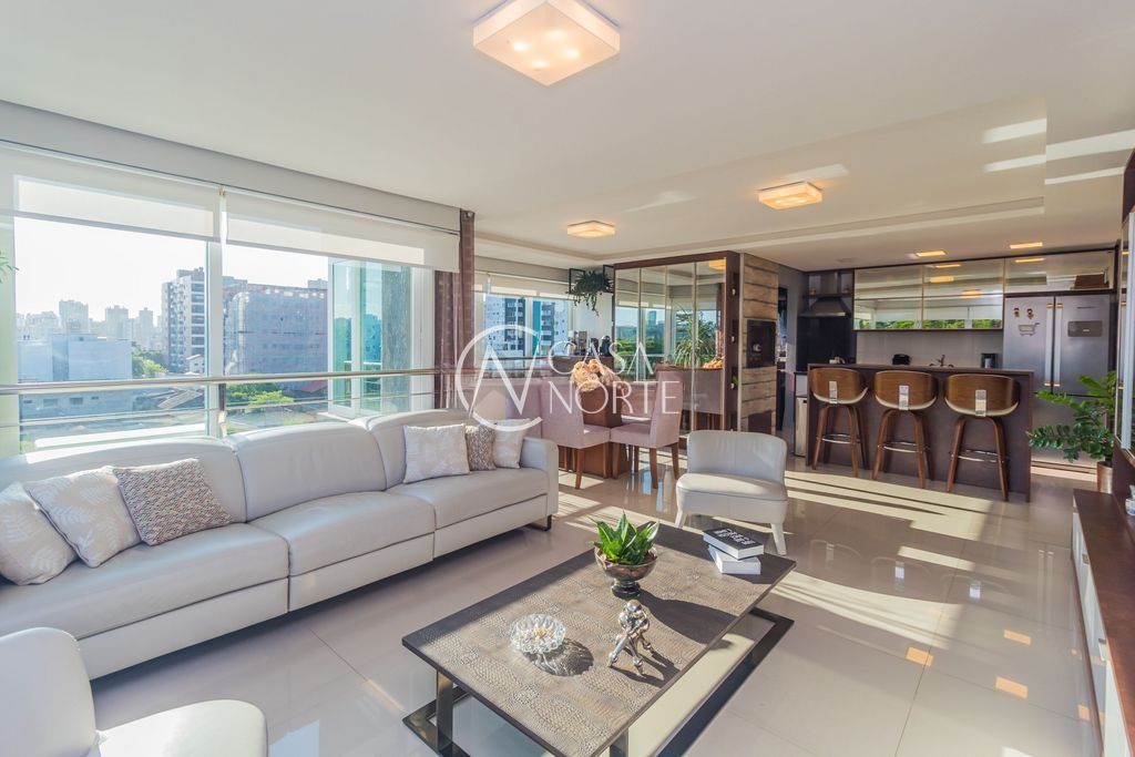 Apartamento à venda com 3 quartos, 105m², 1 suíte, 3 vagas, Rua General Pedro Bittencourt no bairro Passo da Areia em Porto Alegre
