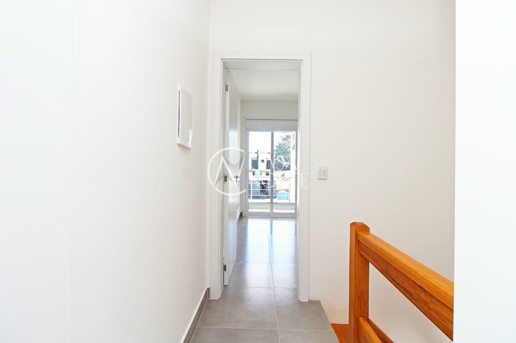 Casa à venda com 2 quartos, 88m², 2 suítes, 2 vagas, João Otto Paiva no bairro Hípica em Porto Alegre