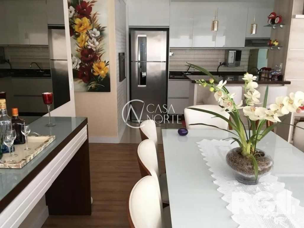 Apartamento à venda com 3 quartos, 93m², 1 suíte, 2 vagas, Rua Frederico Otávio Domingues Barbosa no bairro Jardim Lindóia em Porto Alegre