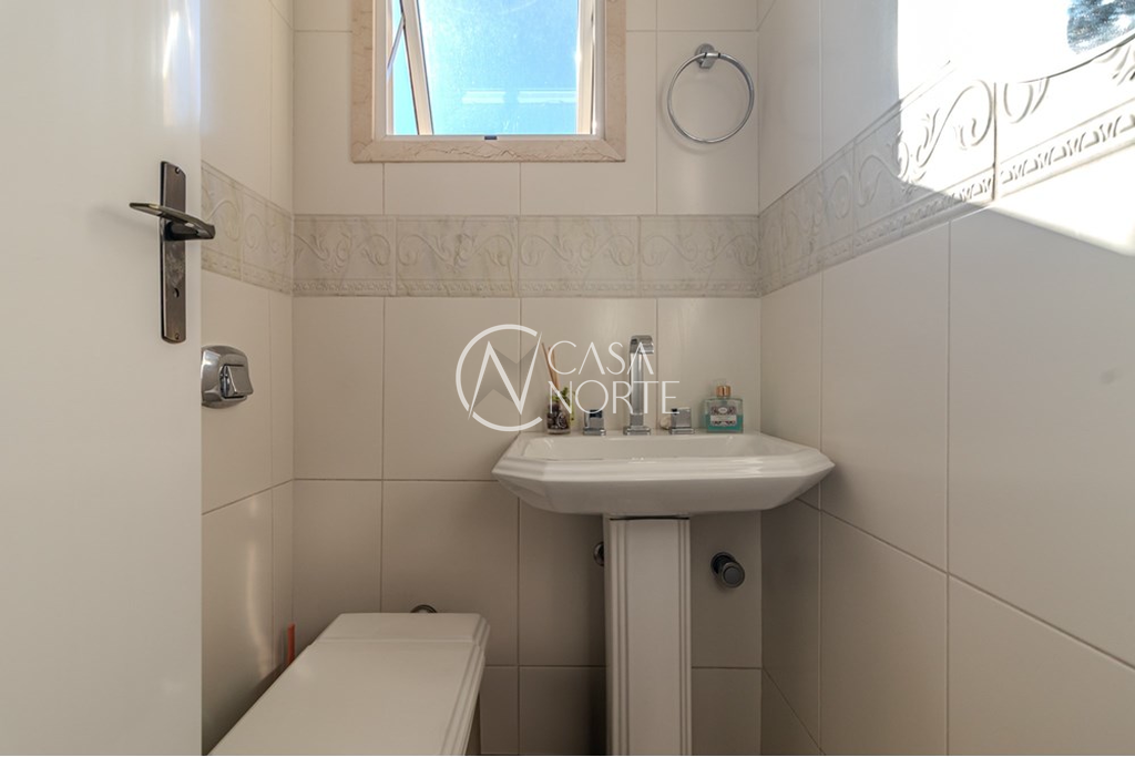 Casa à venda com 3 quartos, 369m², 1 suíte, 10 vagas, Cerro Azul no bairro Santa Maria Goretti em Porto Alegre