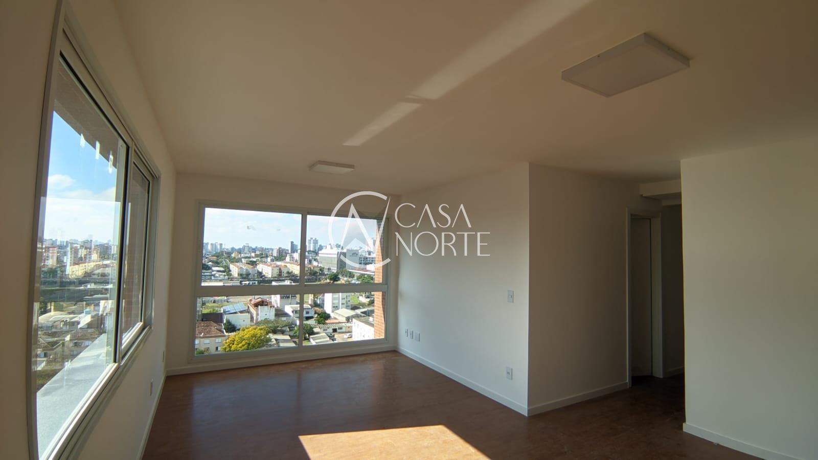 Apartamento à venda com 3 quartos, 93m², 2 suítes, 2 vagas, Rua Roque Calage no bairro Passo da Areia em Porto Alegre