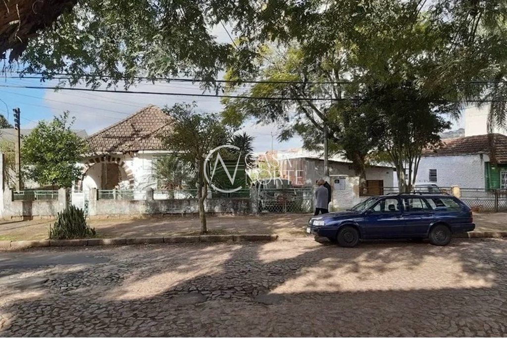 Terreno à venda , 915m², Rua Marista no bairro Partenon em Porto Alegre