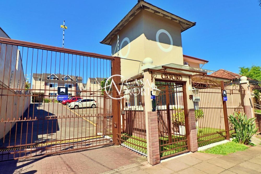 Casa de Condomínio à venda com 3 quartos, 146m², 1 suíte, 2 vagas, Rua Augusto Attílio Giordani no bairro Jardim Lindóia em Porto Alegre