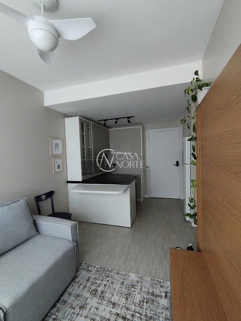 Apartamento à venda com 2 quartos, 47m², 1 suíte, 1 vaga, Rua Professor Duplan no bairro Rio Branco em Porto Alegre