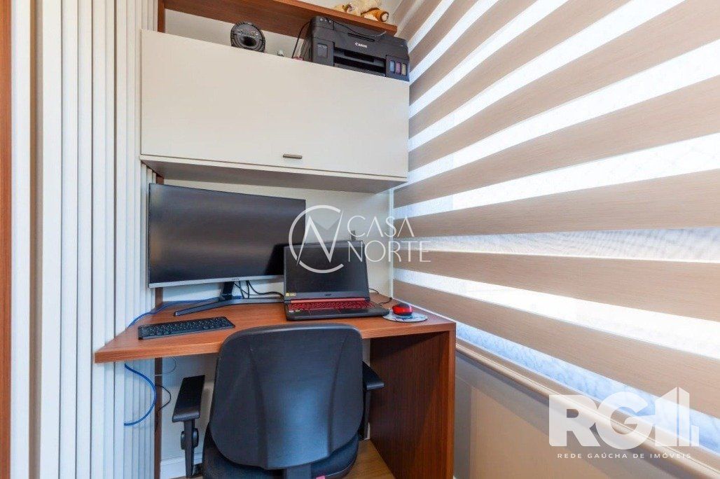 Apartamento à venda com 2 quartos, 66m², 1 suíte, 1 vaga, Rua Vicente da Fontoura no bairro Rio Branco em Porto Alegre
