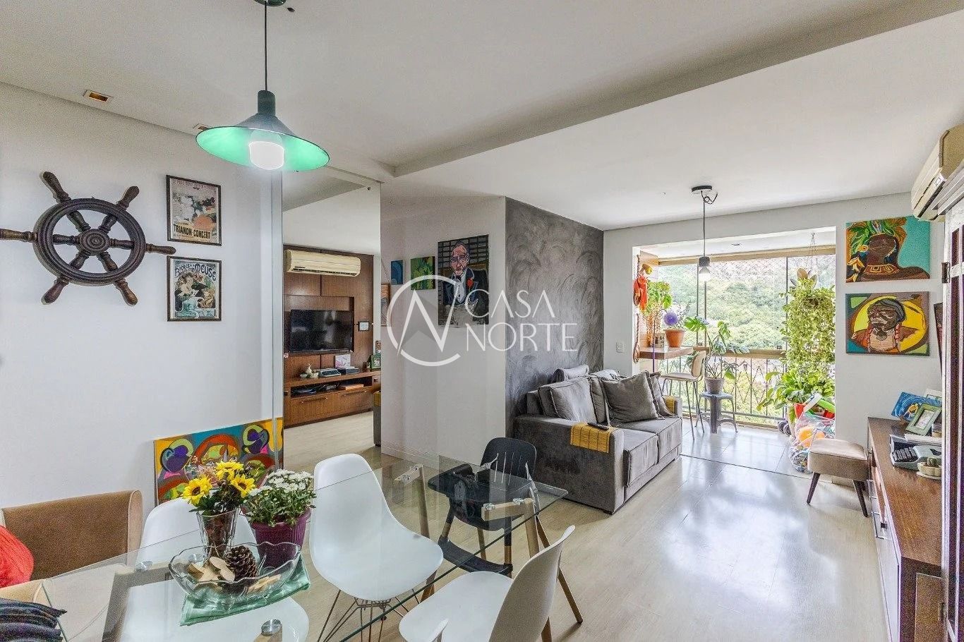 Apartamento à venda com 3 quartos, 78m², 1 suíte, 1 vaga, Rua Abram Goldsztein no bairro Jardim Carvalho em Porto Alegre