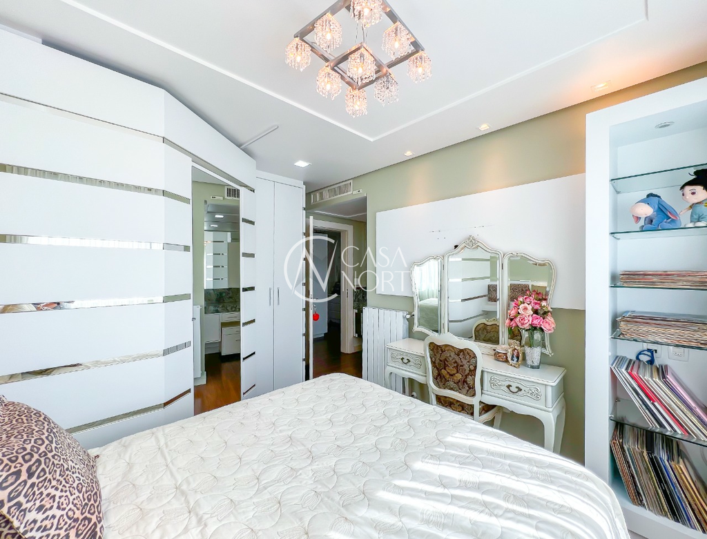 Apartamento à venda com 4 quartos, 370m², 4 suítes, 5 vagas, Rua Engenheiro Veríssimo de Matos no bairro Bela Vista em Porto Alegre