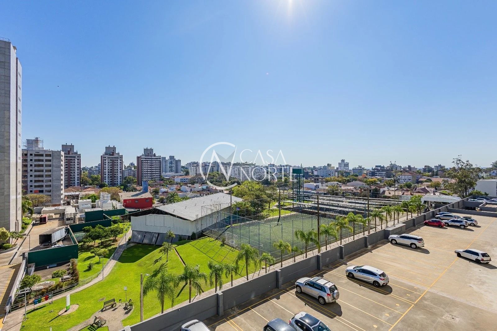 Apartamento à venda com 2 quartos, 57m², 1 suíte, 1 vaga, Rua Jerônymo Zelmanovitz no bairro Jardim Lindóia em Porto Alegre