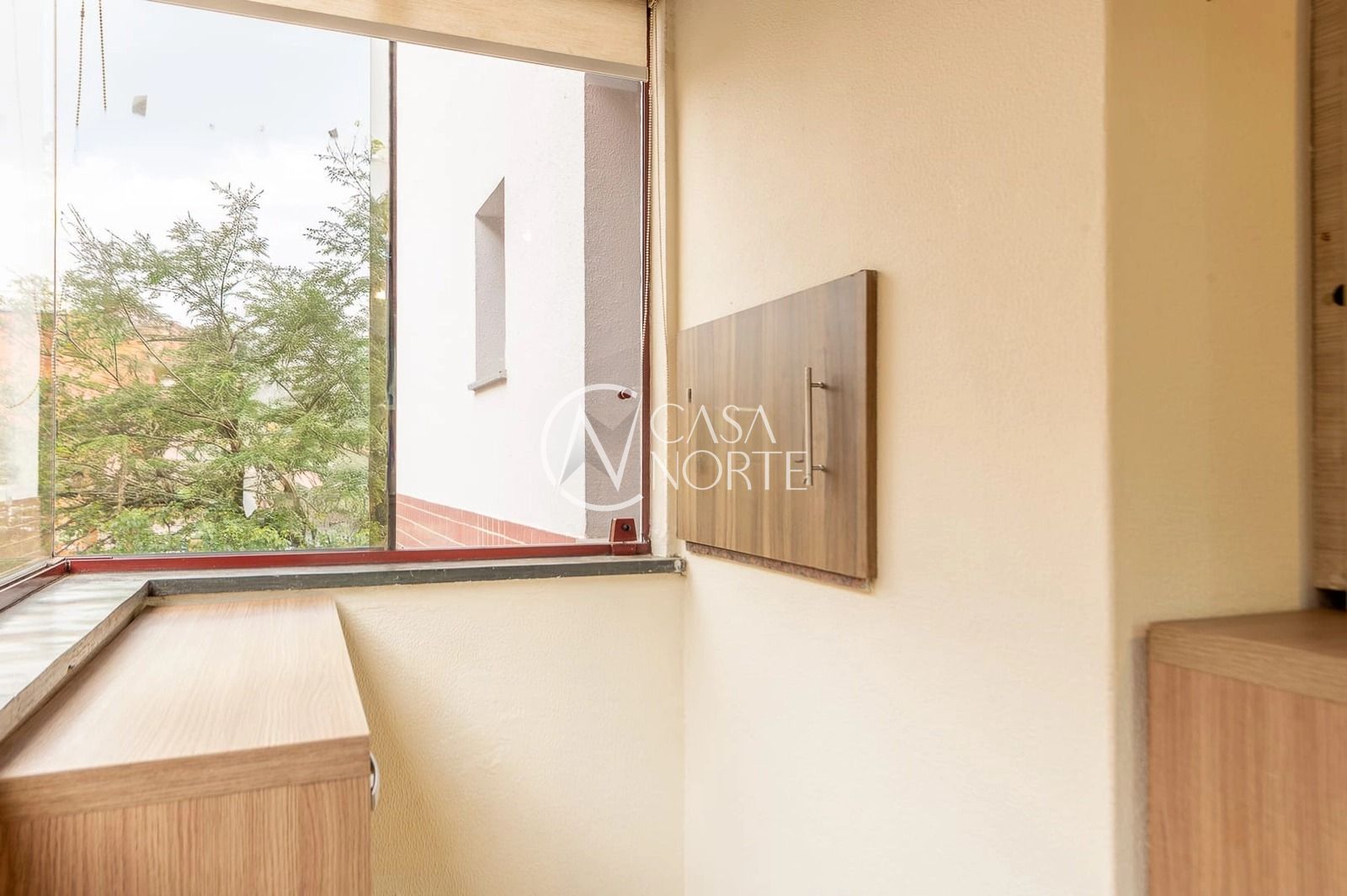 Apartamento à venda com 3 quartos, 96m², 1 suíte, 1 vaga, Rua Américo Vespucio no bairro Higienópolis em Porto Alegre