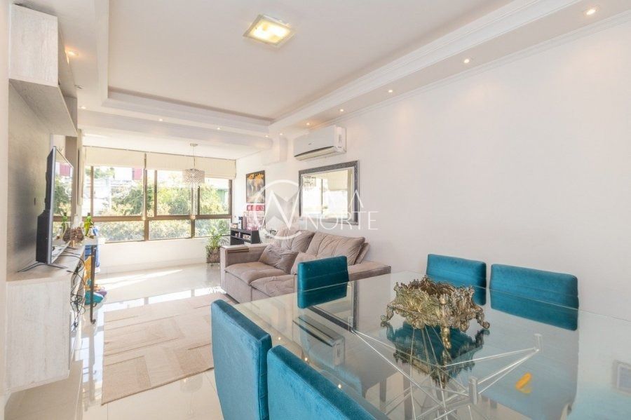 Apartamento à venda com 2 quartos, 80m², 1 suíte, 1 vaga, Rua Felizardo Furtado no bairro Petrópolis em Porto Alegre