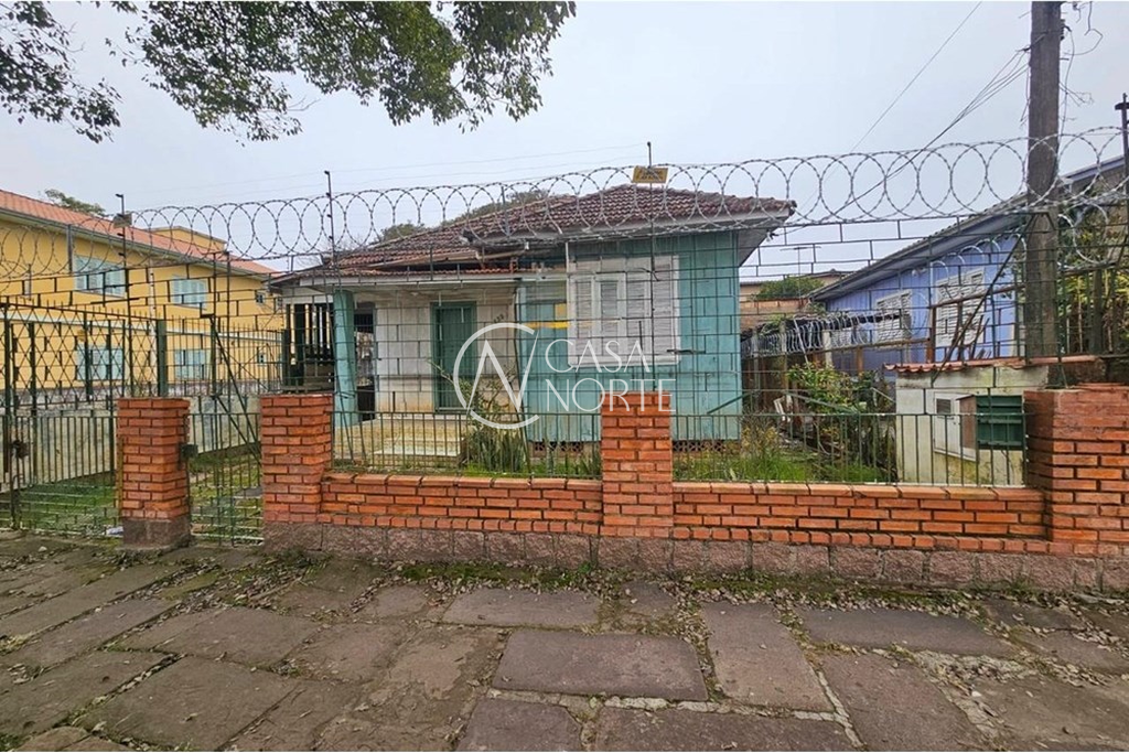 Terreno à venda , 300m², Avenida Martins Bastos no bairro Sarandi em Porto Alegre