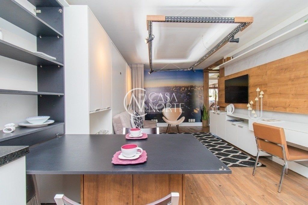 Apartamento à venda com 1 quarto, 31m², 1 vaga, Rua Oito de Julho no bairro Jardim Botânico em Porto Alegre