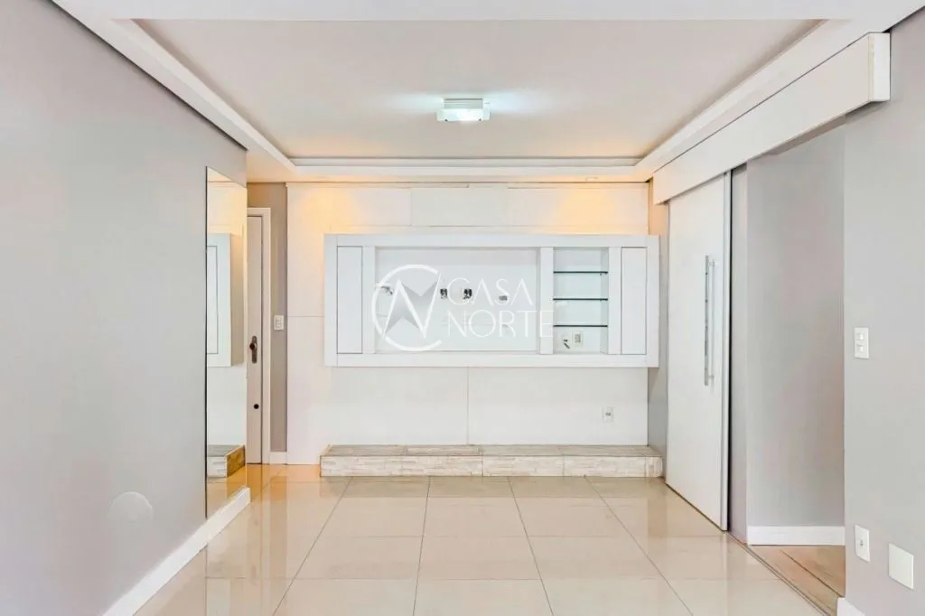 Apartamento à venda com 3 quartos, 95m², 1 suíte, 2 vagas, Rua Fernando Abbott no bairro Cristo Redentor em Porto Alegre