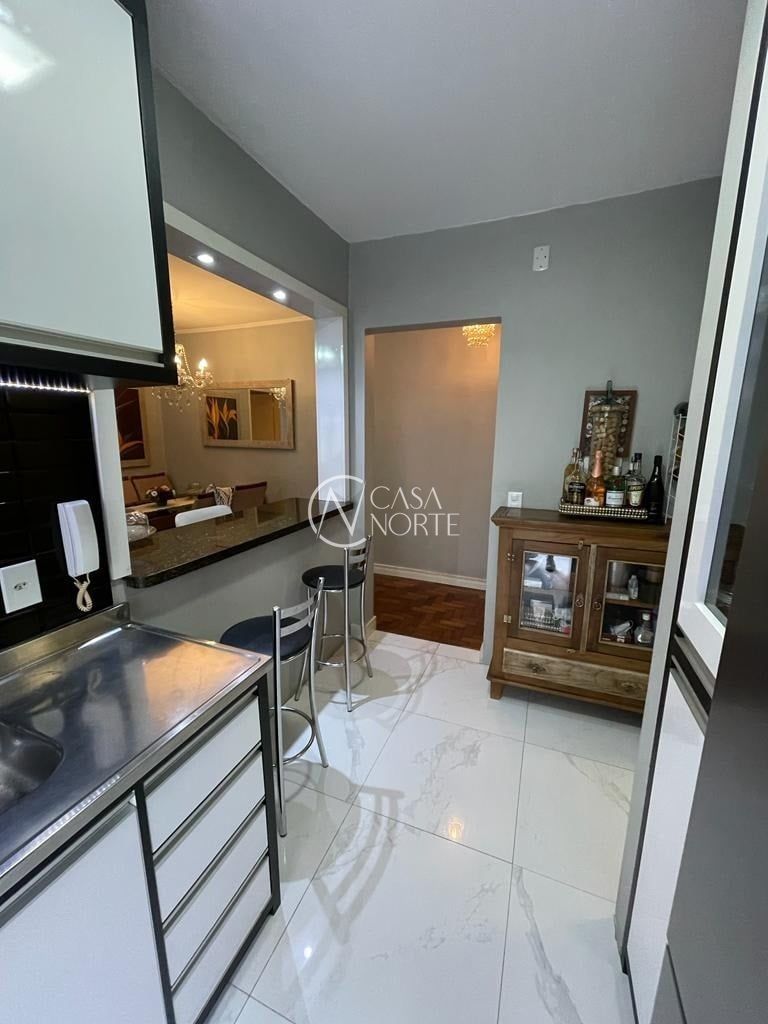 Apartamento à venda com 3 quartos, 122m², 1 vaga, Pedro Chaves Barcelos no bairro Auxiliadora em Porto Alegre