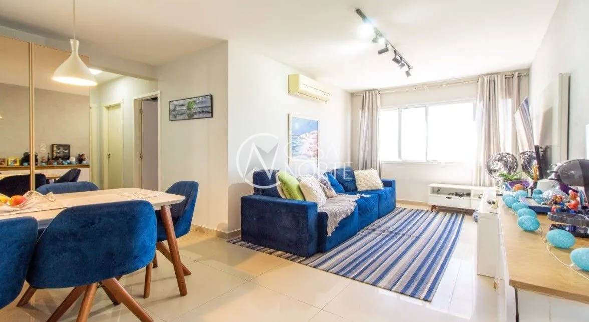 Apartamento à venda com 3 quartos, 68m², 1 suíte, 1 vaga, Avenida Dom Cláudio José Gonçalves Ponce de Leão no bairro Vila Ipiranga em Porto Alegre