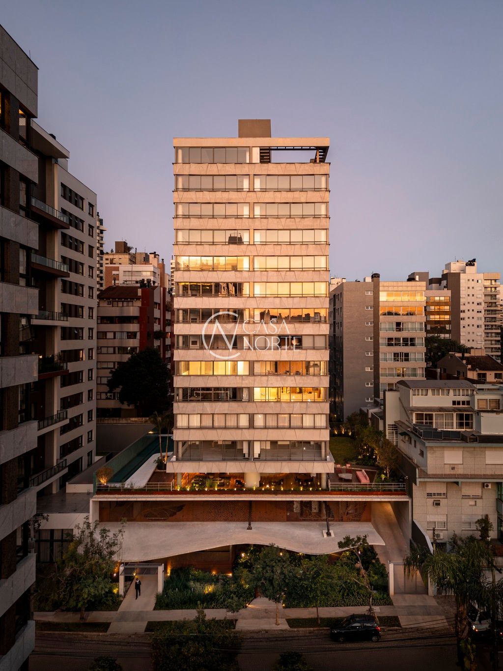 Apartamento à venda com 3 quartos, 160m², 3 suítes, 2 vagas, Soledade no bairro Petrópolis em Porto Alegre