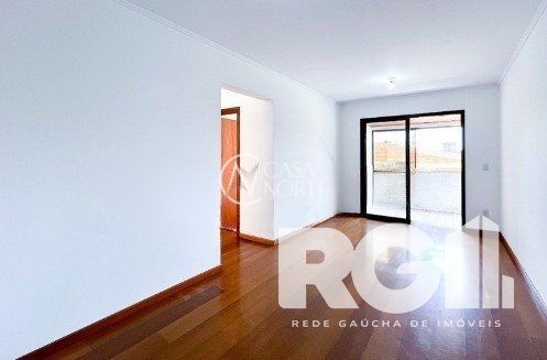 Apartamento à venda com 2 quartos, 68m², 1 suíte, 1 vaga, Rua Rodolfo Simch no bairro Jardim Lindóia em Porto Alegre