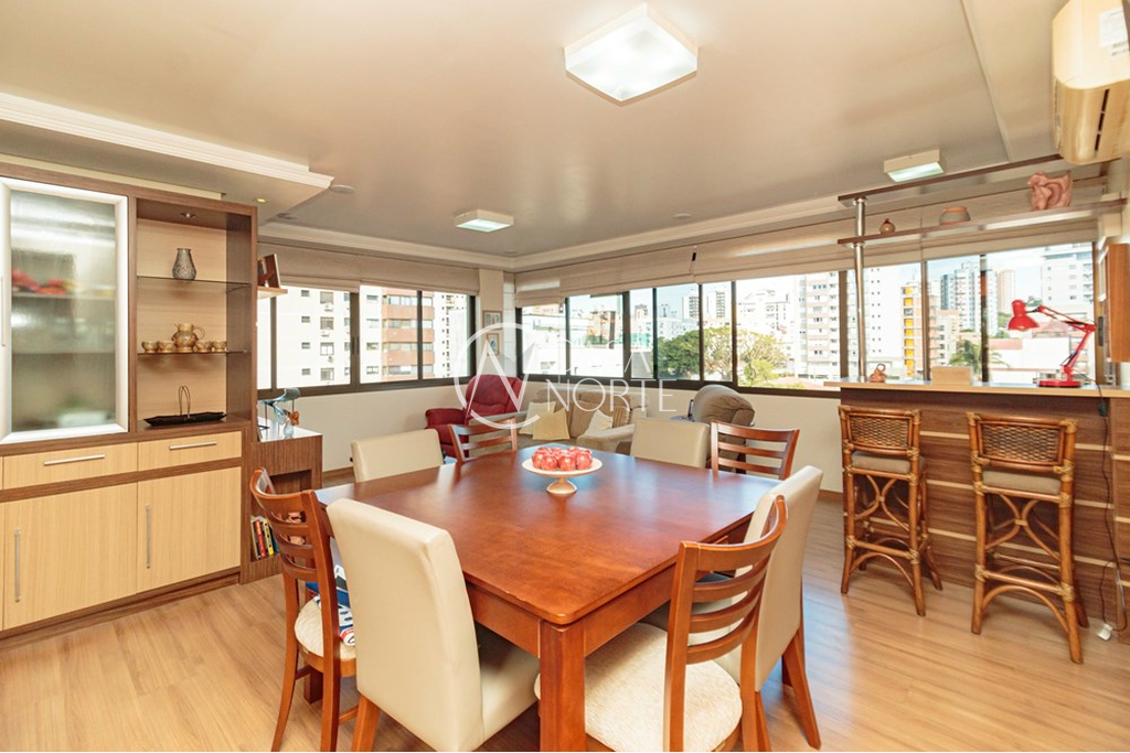 Apartamento à venda com 3 quartos, 93m², 1 suíte, 2 vagas, Atanásio Belmonte no bairro Boa Vista em Porto Alegre