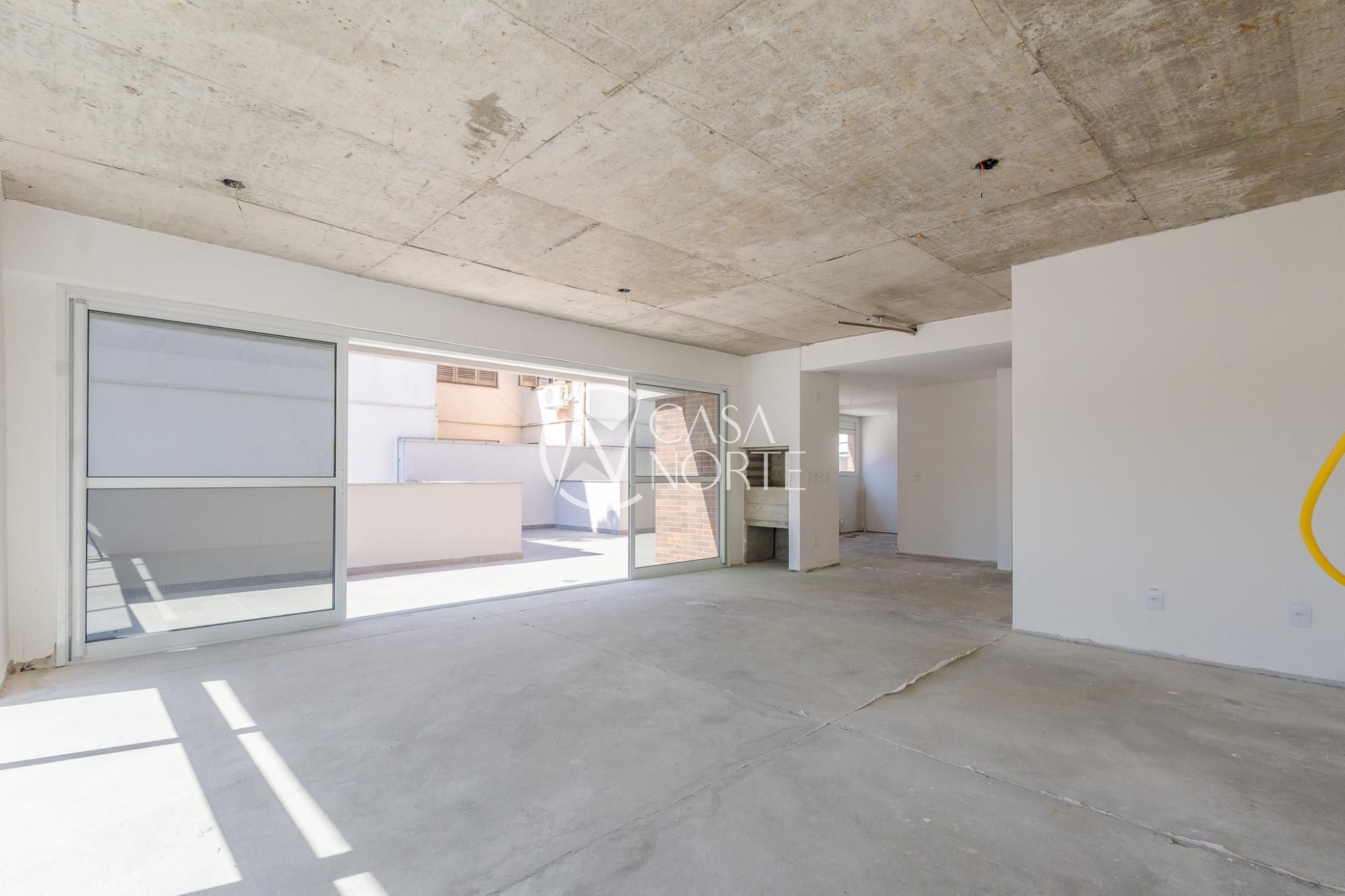 Apartamento Garden à venda com 3 quartos, 214m², 1 suíte, 3 vagas, Rua Ferreira Viana no bairro Petrópolis em Porto Alegre