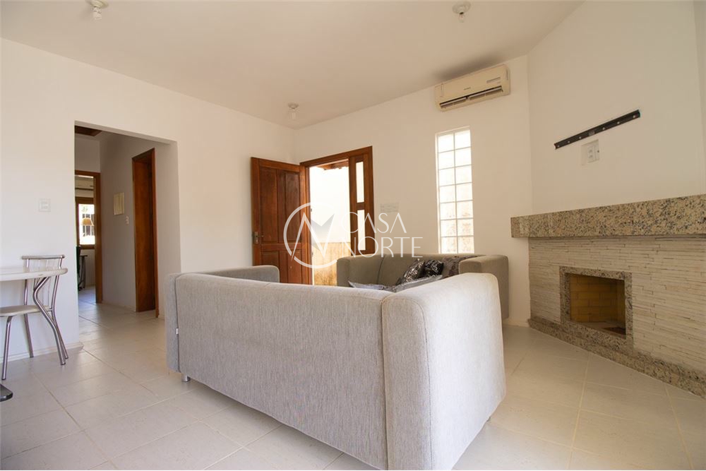 Casa de Condomínio à venda com 2 quartos, 80m², 1 suíte, 2 vagas, Orestes Garcia Antonelli no bairro Agronomia em Porto Alegre