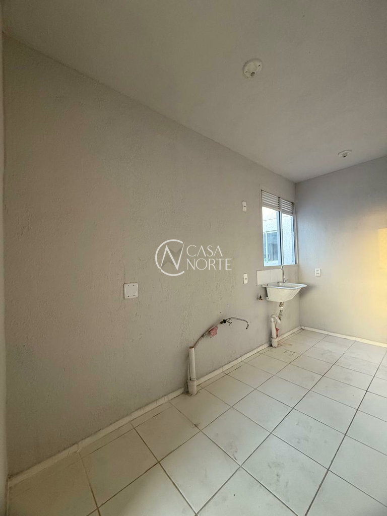 Apartamento à venda com 2 quartos, 41m², Rua dos Maias no bairro Rubem Berta em Porto Alegre