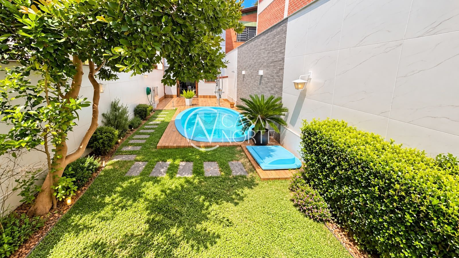 Casa à venda com 3 quartos, 172m², 1 suíte, 3 vagas, Rua Jalmar Azambuja Diniz no bairro Jardim Planalto em Porto Alegre