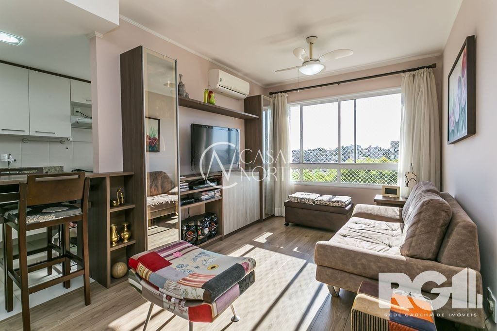 Apartamento à venda com 2 quartos, 68m², 1 suíte, 1 vaga, Rua Mauro Guedes de Oliveira no bairro Jardim Lindóia em Porto Alegre
