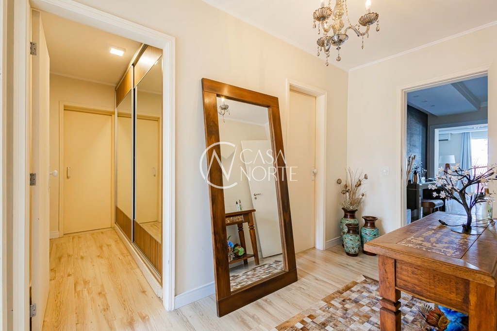 Apartamento à venda com 3 quartos, 137m², 2 suítes, 3 vagas, Pirapó no bairro Petrópolis em Porto Alegre