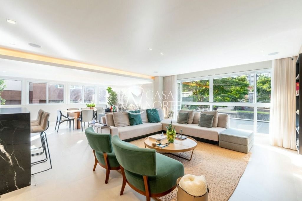 Apartamento Garden à venda com 3 quartos, 203m², 3 suítes, 2 vagas, Ferreira Viana no bairro Petrópolis em Porto Alegre