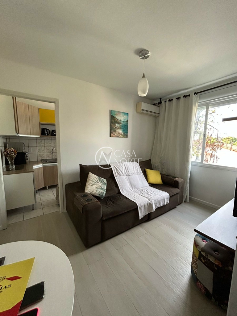 Apartamento à venda com 2 quartos, 46m², 1 vaga, Rua Gorki no bairro Cavalhada em Porto Alegre