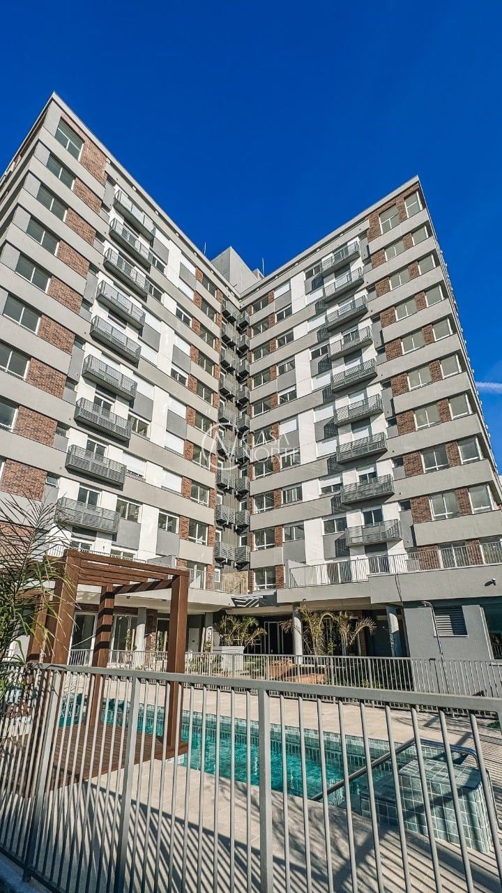 Apartamento à venda com 1 quarto, 43m², 1 suíte, 1 vaga, Carmem no bairro Moinhos de Vento em Porto Alegre