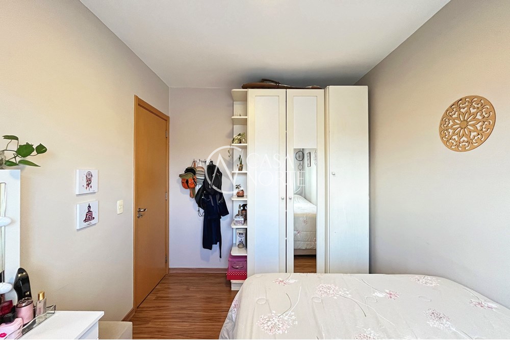 Apartamento à venda com 3 quartos, 82m², 1 suíte, 2 vagas, Gomes Jardim no bairro Santana em Porto Alegre