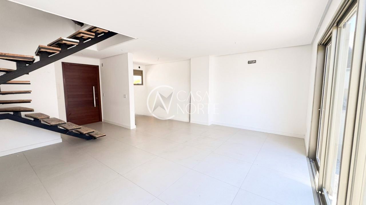 Casa de Condomínio à venda com 3 quartos, 180m², 1 suíte, 2 vagas, João Francisco Martins no bairro Jardim Planalto em Porto Alegre