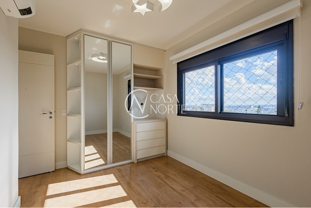 Apartamento à venda com 3 quartos, 98m², 1 suíte, 2 vagas, Cel. Camisão no bairro Higienópolis em Porto Alegre