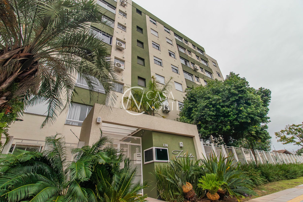 Apartamento à venda com 2 quartos, 54m², 1 vaga, Rua Carumbé no bairro Bom Jesus em Porto Alegre