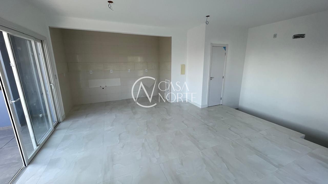 Cobertura à venda com 3 quartos, 121m², 1 suíte, 2 vagas, Rua Presidente Juarez no bairro São Sebastião em Porto Alegre