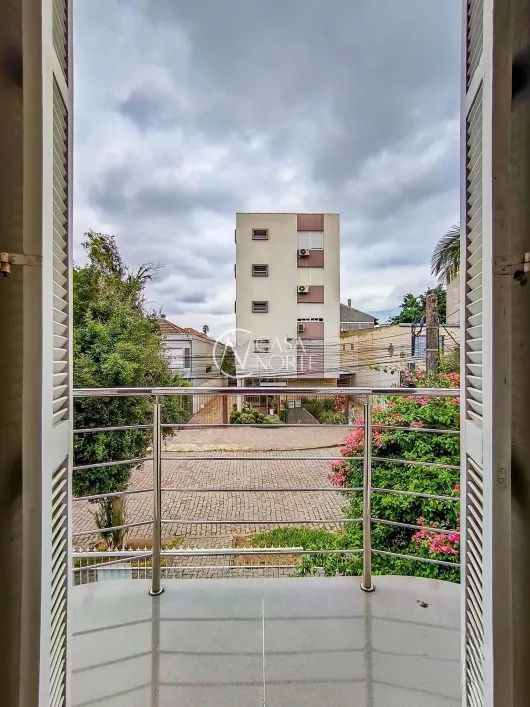 Apartamento à venda com 4 quartos, 114m², 1 suíte, 1 vaga, Avenida Berlim no bairro São João em Porto Alegre