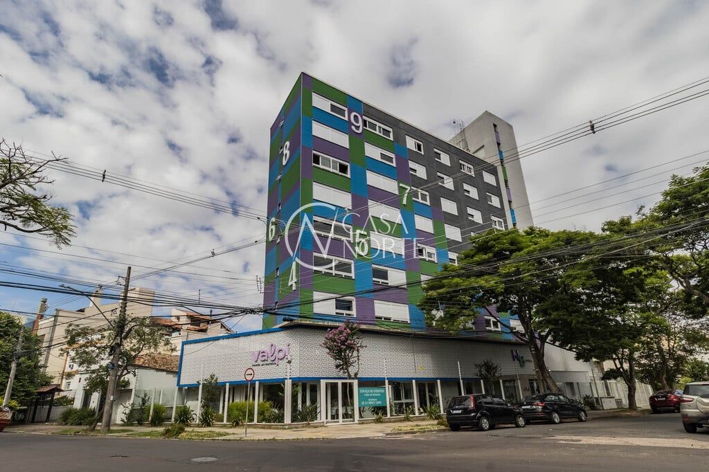 Studio à venda com 1 quarto, 27m², 1 vaga, Dona Eugênia no bairro Santa Cecília em Porto Alegre